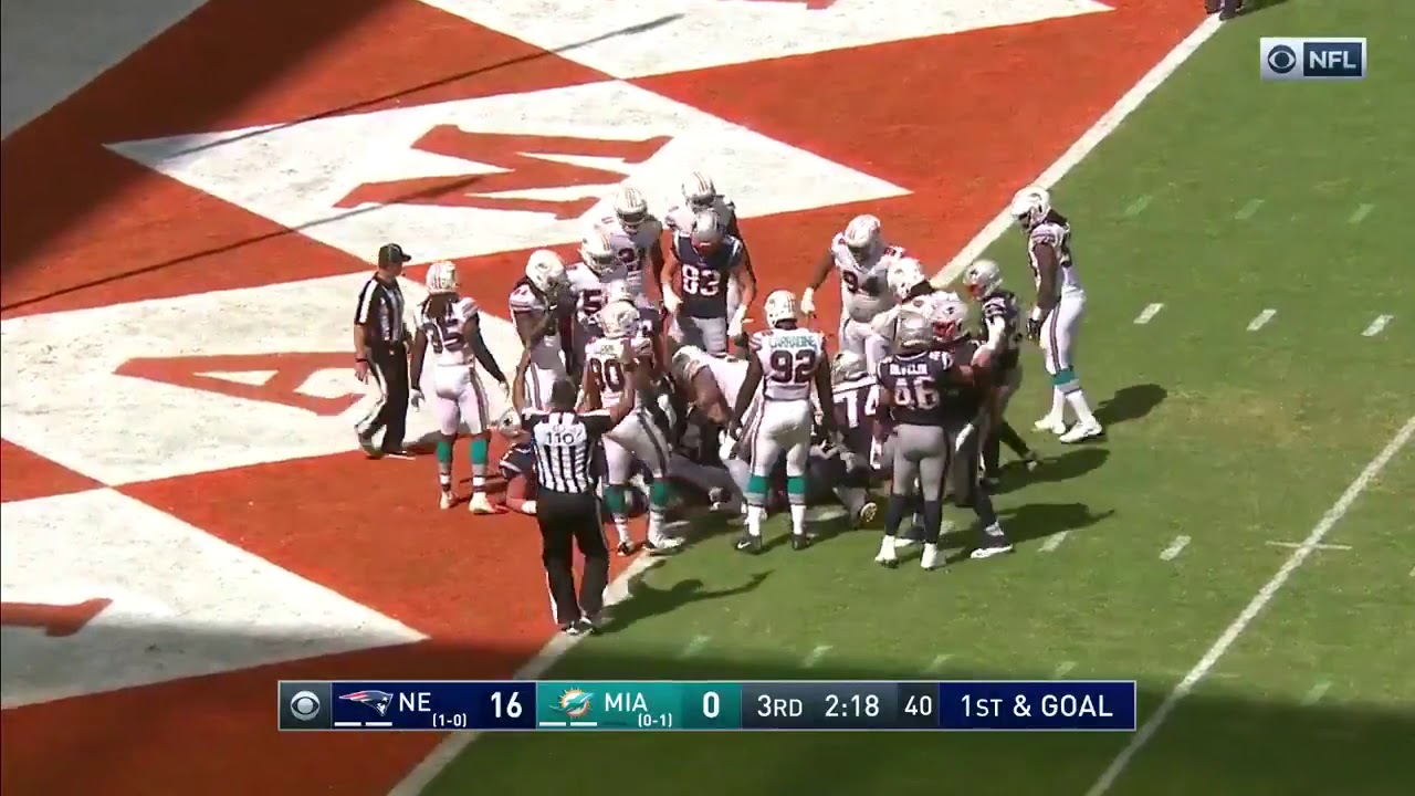 Tom Brady Rushing Touchdown | Patriots vs Dolphins