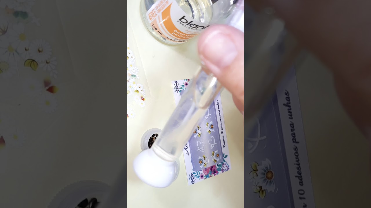 Peliculas de Unha 3D - Preparando as cartelas para revenda.