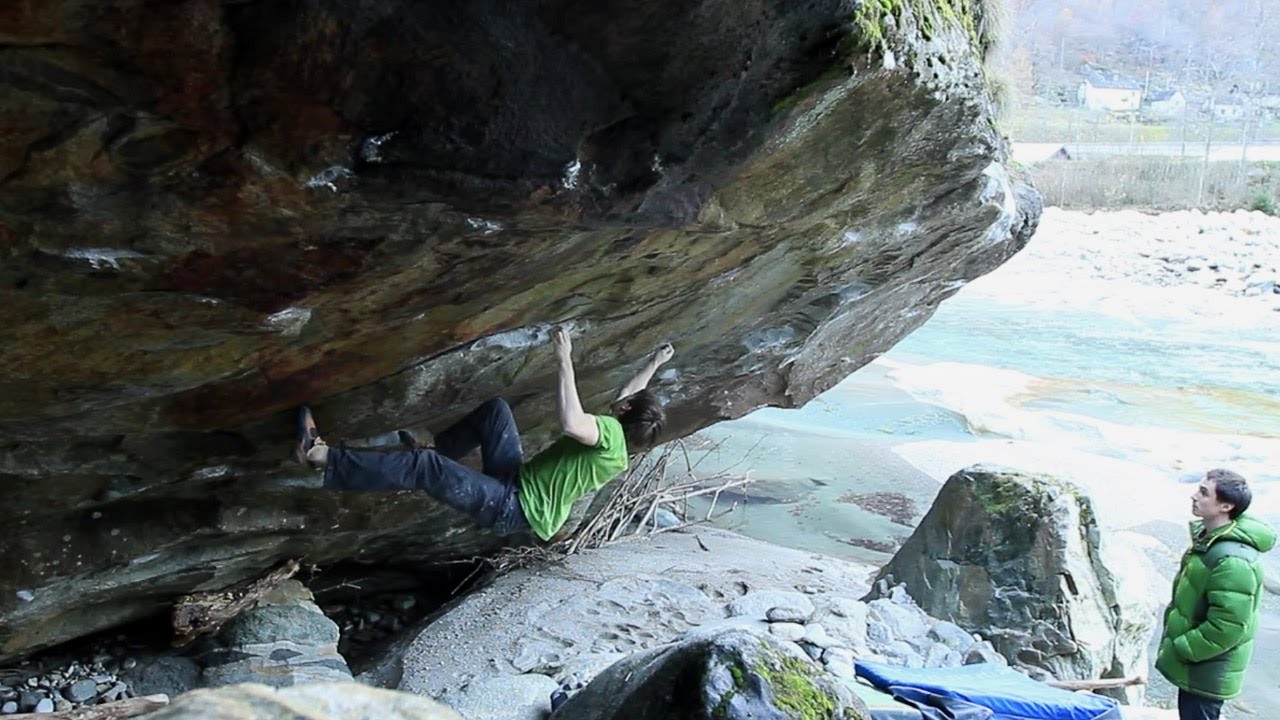 Jan Hojer Makes 1st Ascent of 'Le Marathon de Boissy' 8C/5.14b | EpicTV Climbing Daily, Ep. 238