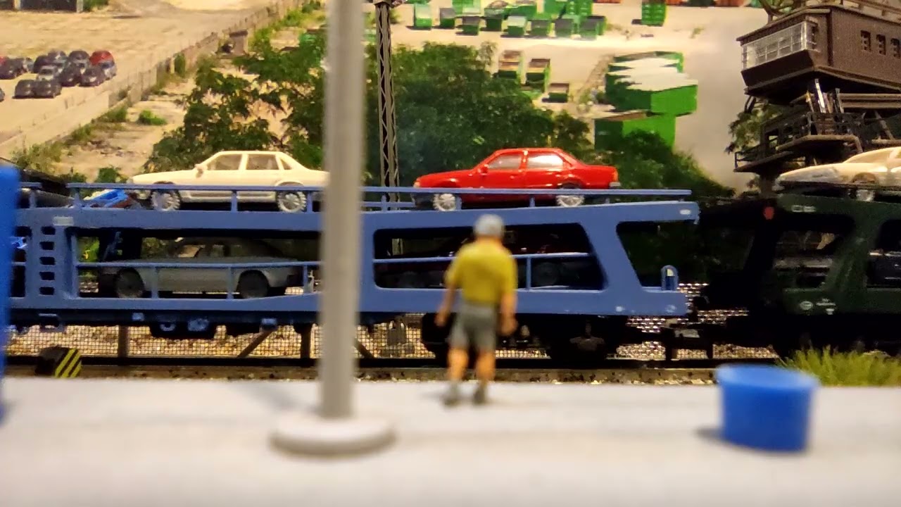 Modelleisenbahn Spur N, Fahrvideo, Züge hautnah und fast zum Anfassen