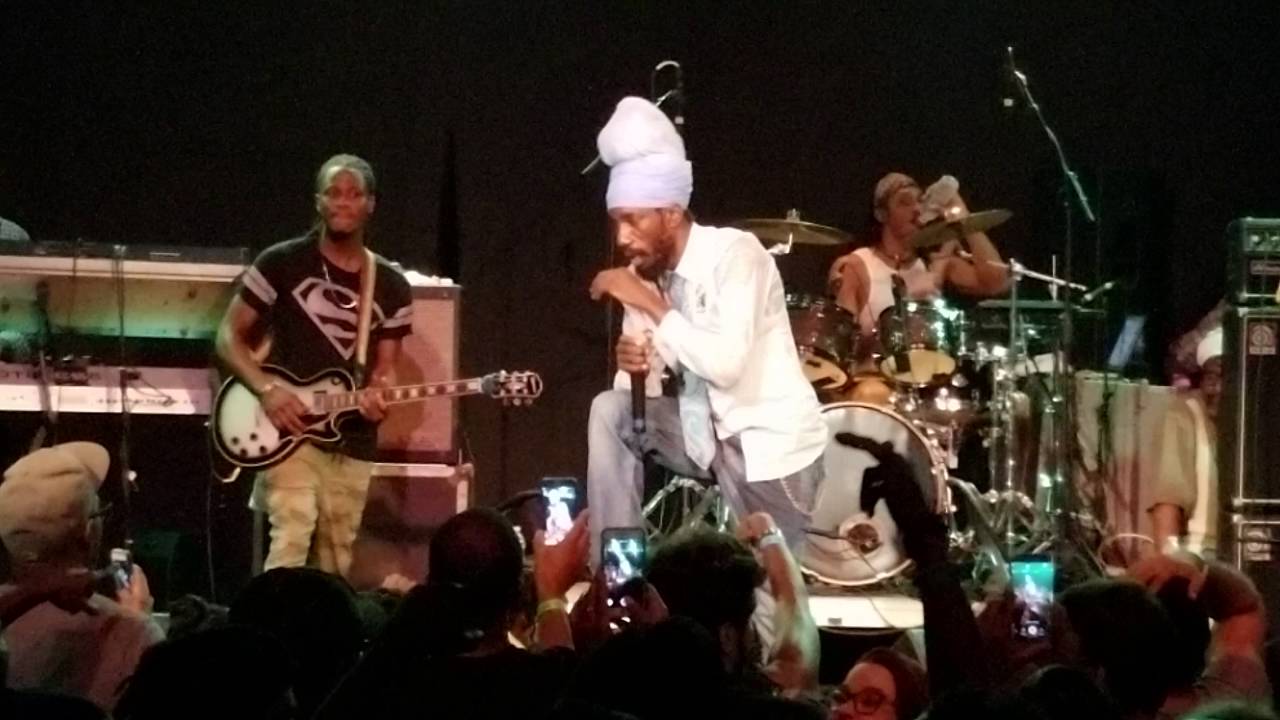 Sizzla - Be Strong