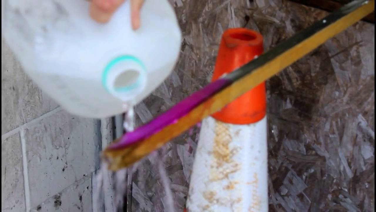 How to Manually Stick Your Tanks to Detect Water and Phase Separation | Southeast Petro