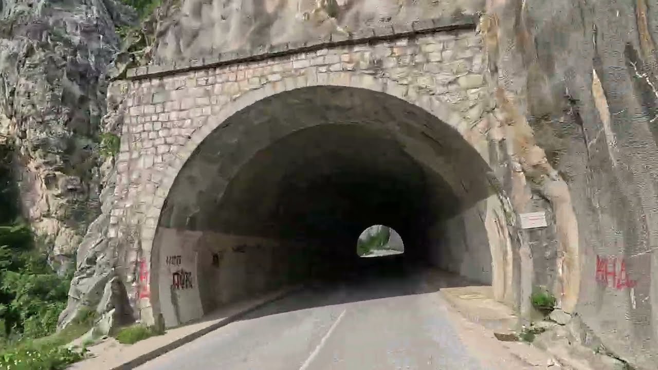BALKÁN 2025. CFMOTO 450 MT.  YAMAHA TENERE 700.