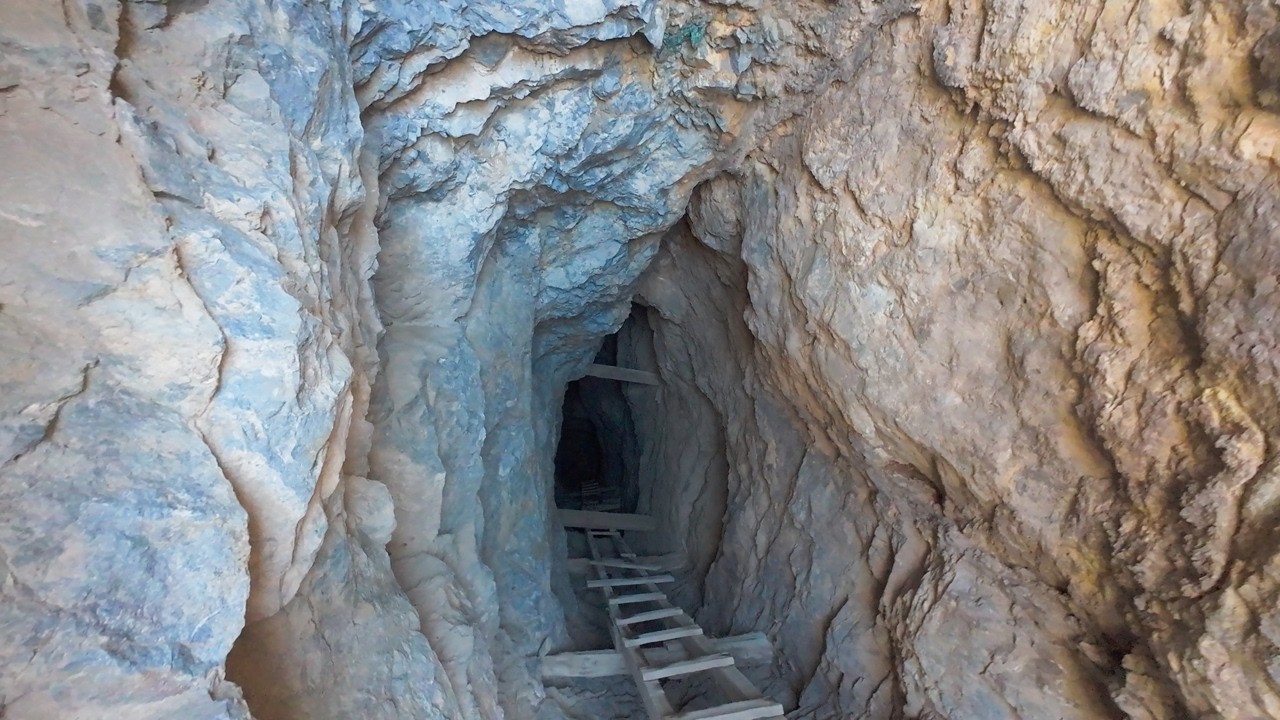 Mines of Utah:  Red Warrior Part 2 ft Neeva