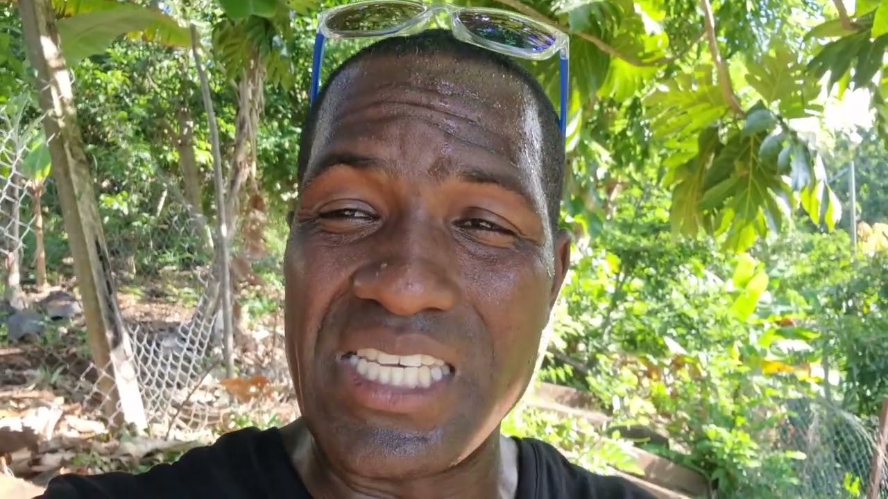 Mtroumama Mama Wa 40 ans Aliyo Na wana &agrave; tsindzoi Karibou Carri&egrave;re Ya Doujani Na Fahamou Maor&eacute;.
