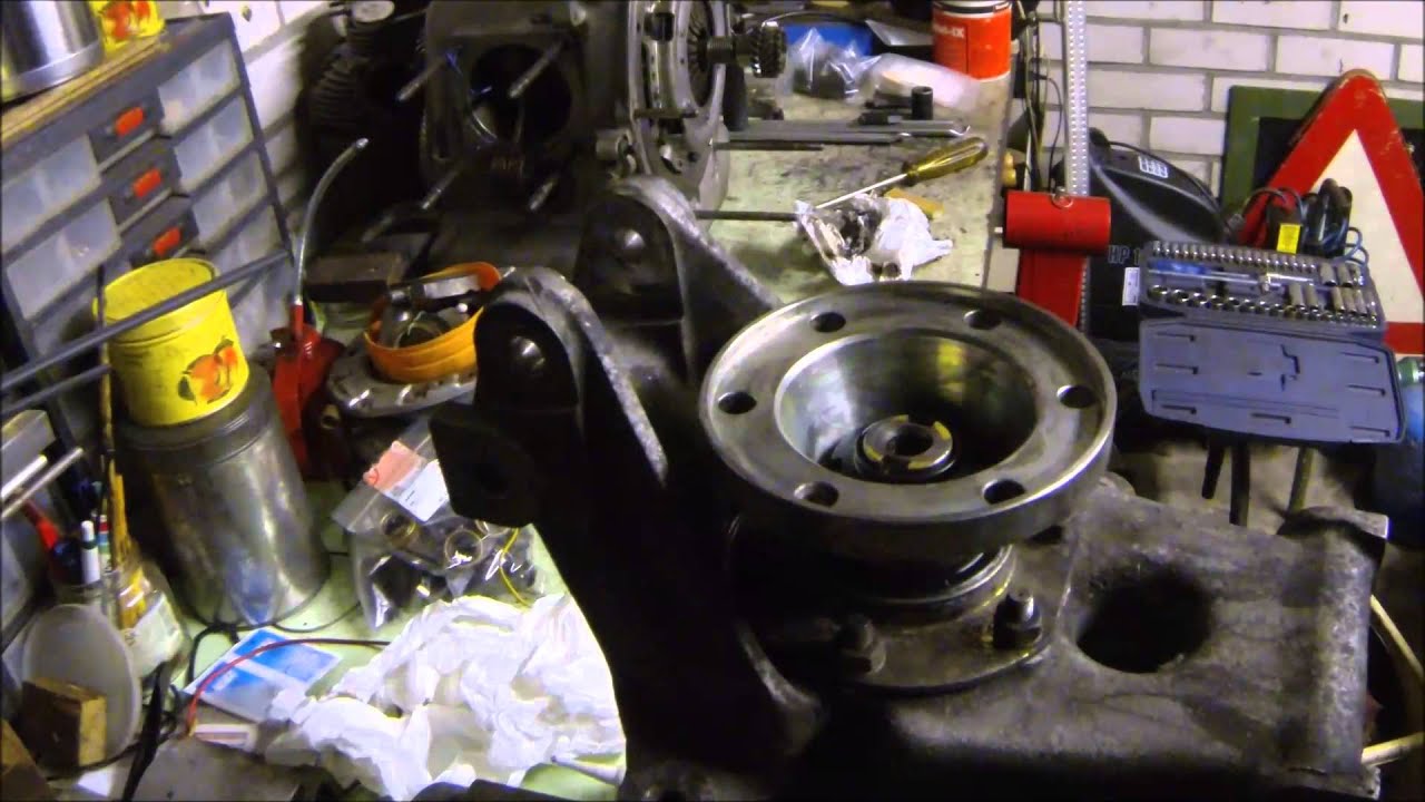 Ferrari Mondial rear wheel bearing replacement - Part 2