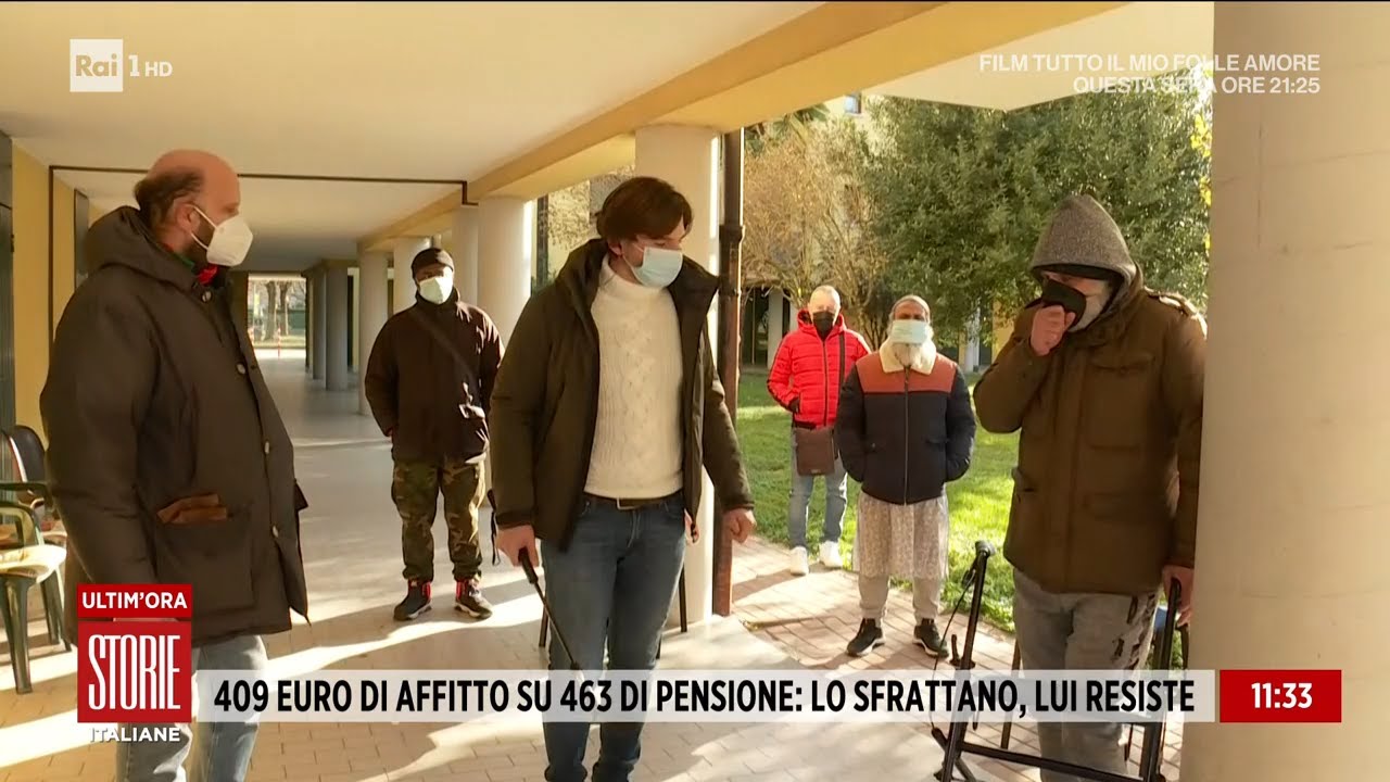 Anziano resiste allo sfratto, 