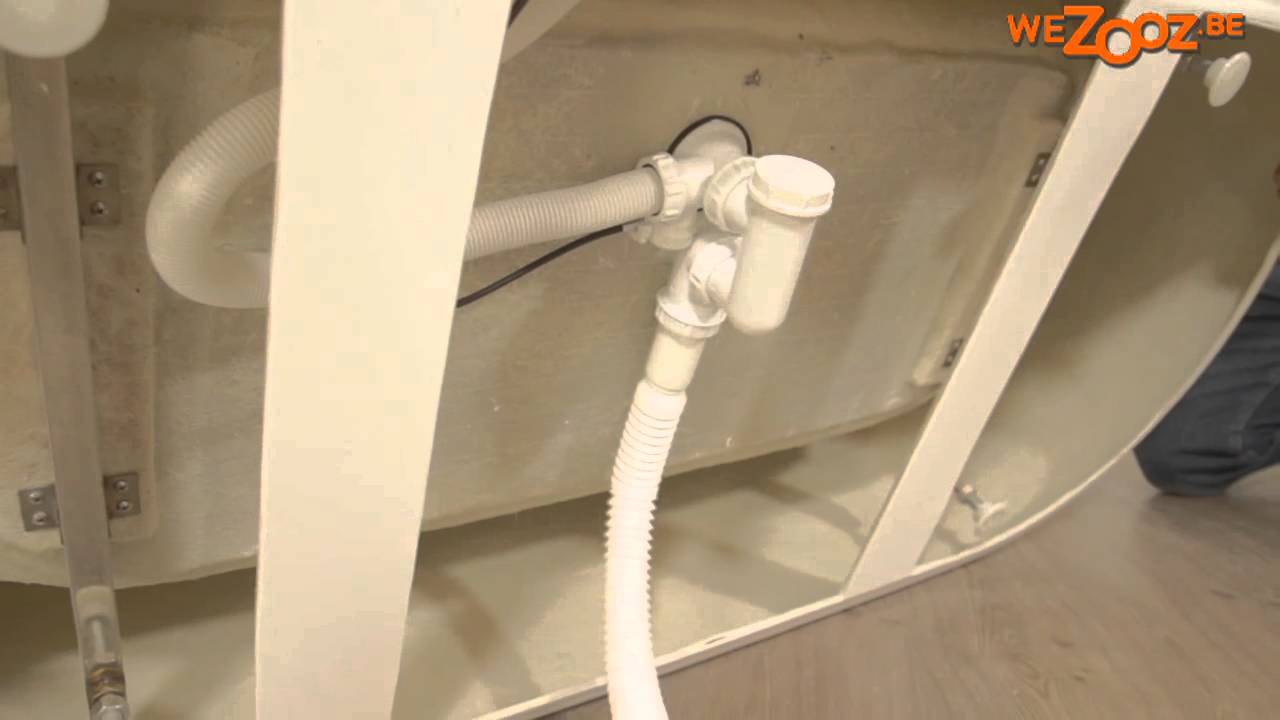 Placer une baignoire autoportante - Lafiness