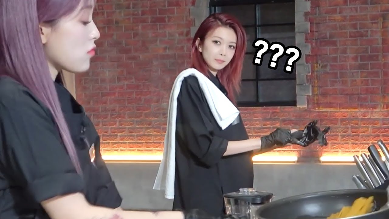 dami being part of the audience 🐼 관객자분 이다미