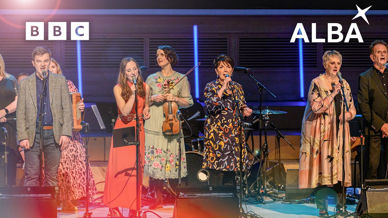 Ceòlaidairean an t-Sabhail Mhòir - Eilean Sgitheanach Nam Buadh | Sabhal Mòr Ostaig @ 50 | BBC ALBA