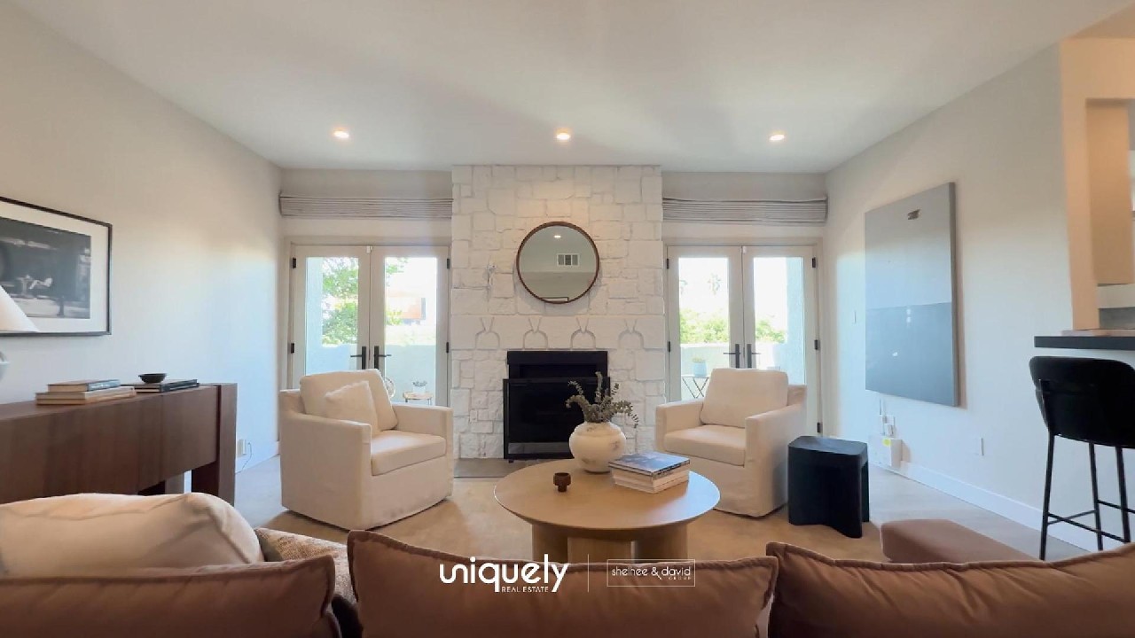 Condo For Sale In Los Angeles Under $1M | Move In Ready | 166 S Hayworth Ave #201