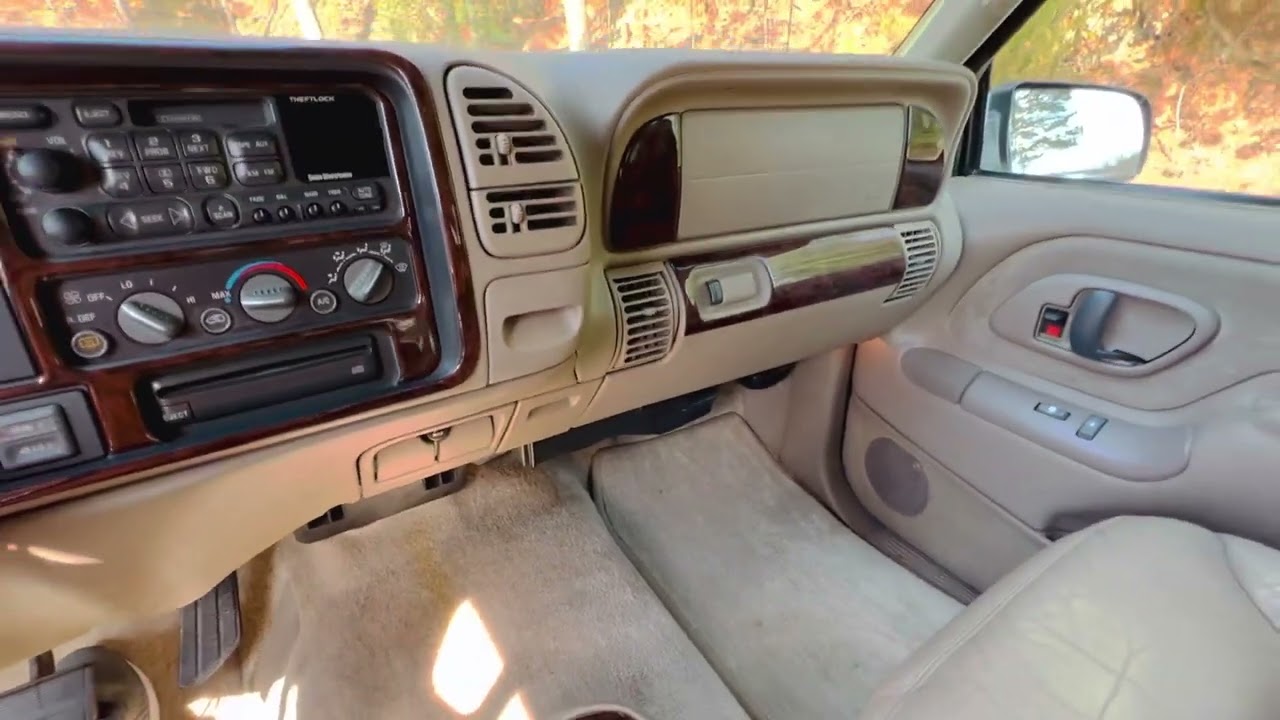 Chevrolet Tahoe LT 1999 года: интерьер/вождение