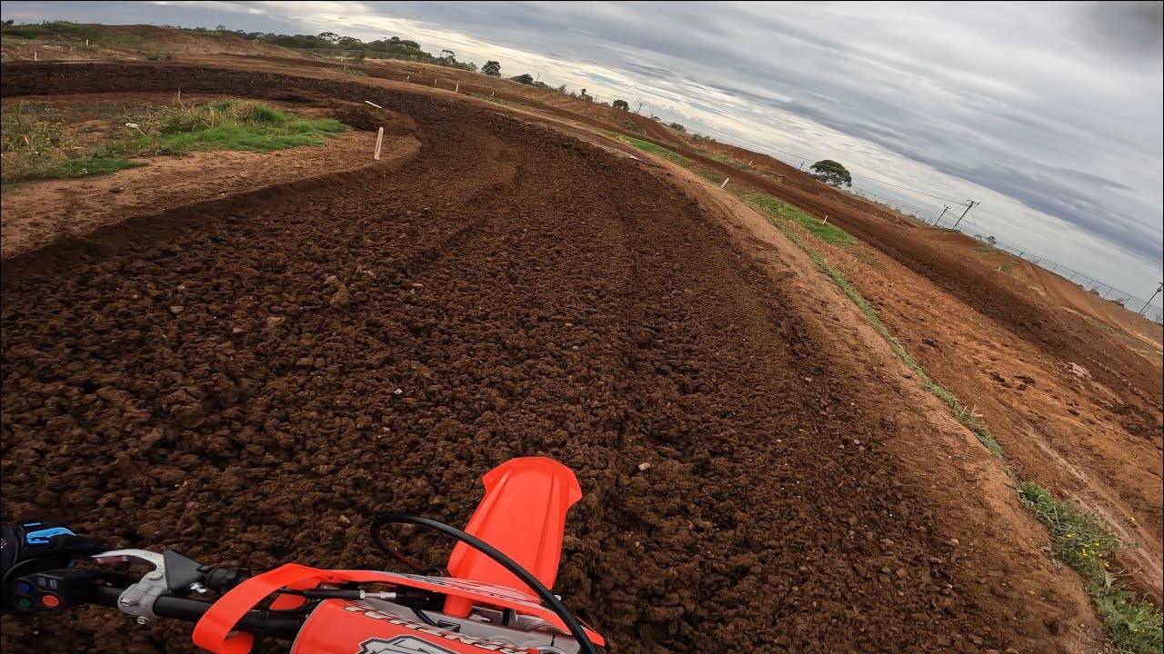 CUTTING LINES INTO A FRESHLY RIPPED TRACK | City MX Melbourne  | raw GoPro 