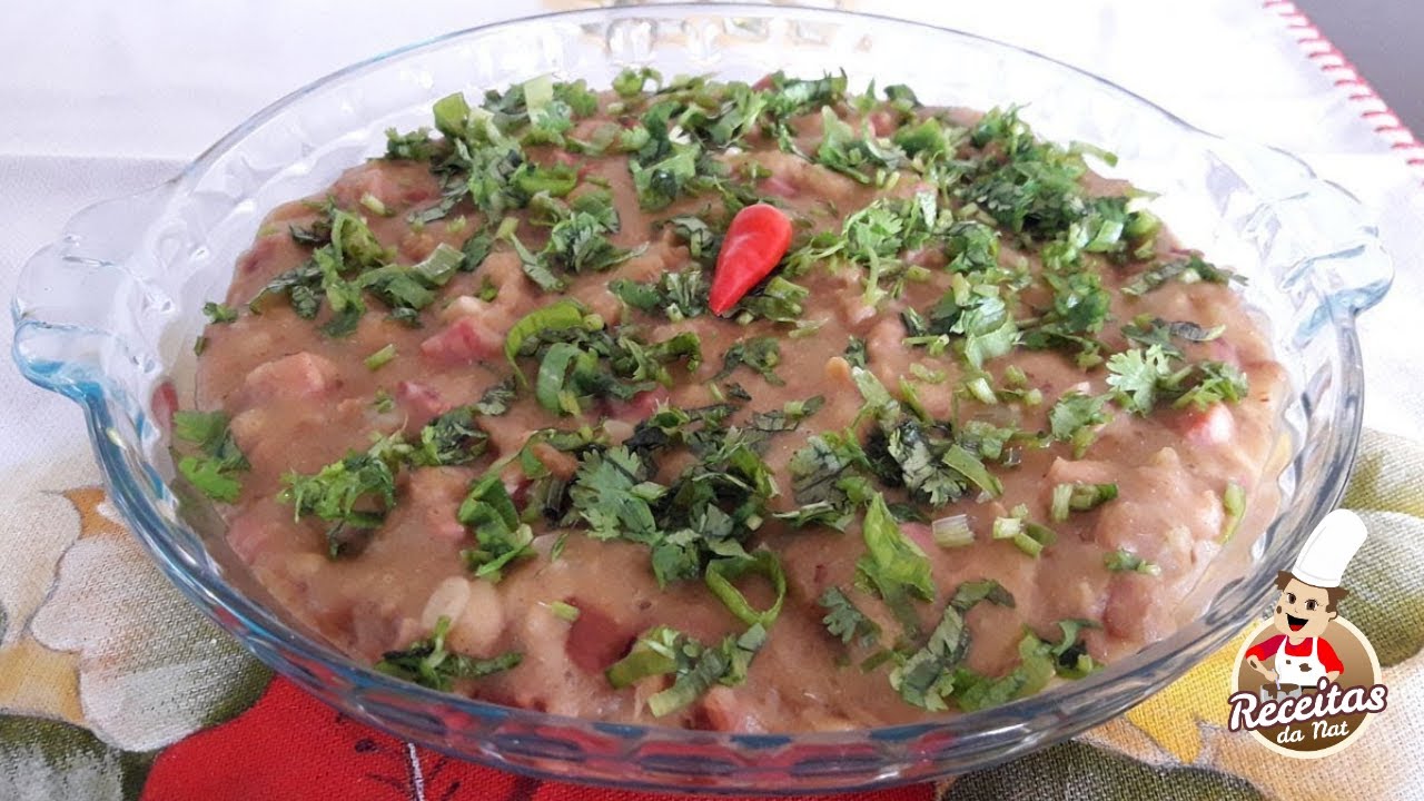 Receita de Tutu de Feijão com Calabresa e Bacon