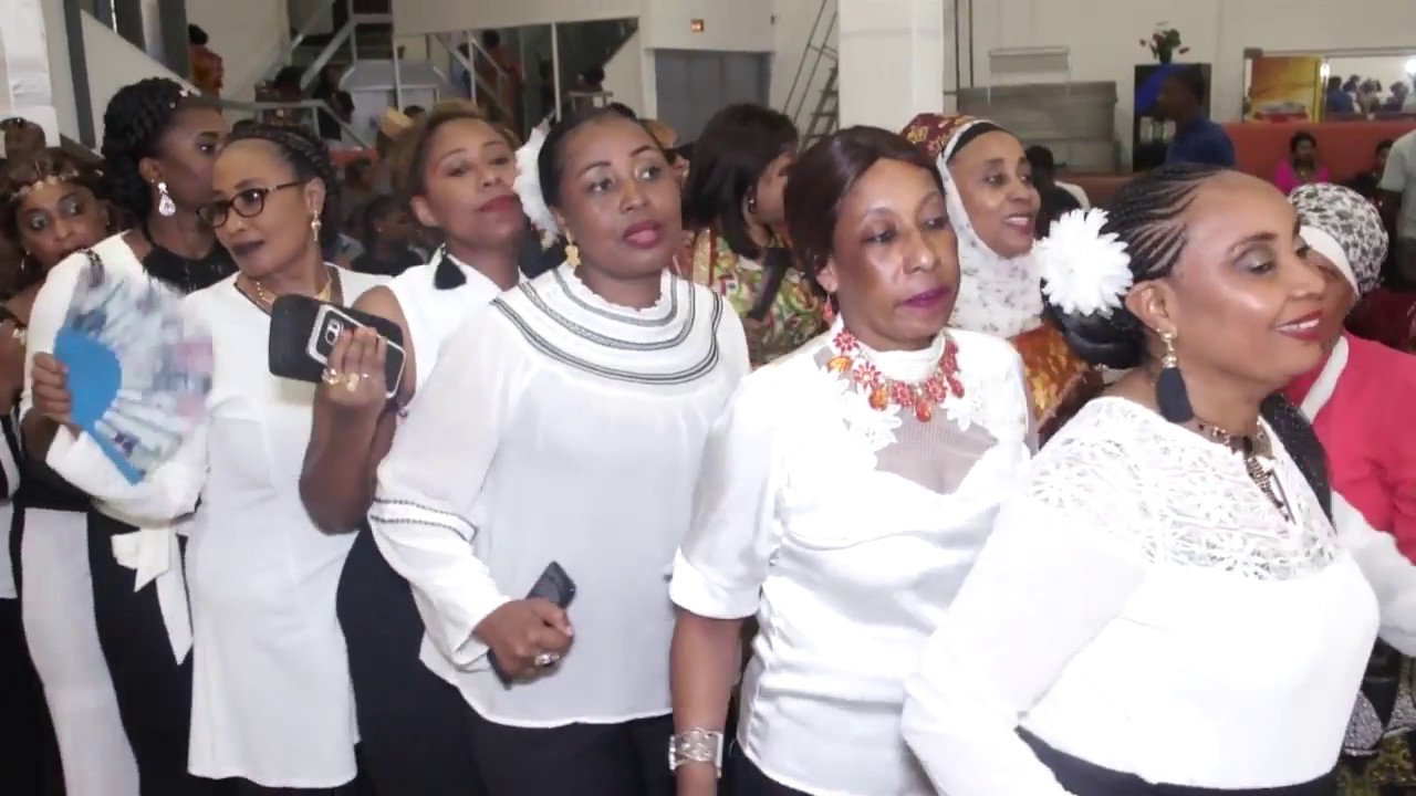 NGOUZO CHANSON ZAINABA  TAOUFIK ET FAOUZIA