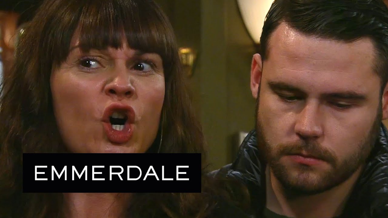 Emmerdale - Chas Exposes What Gordon Did To Everyone