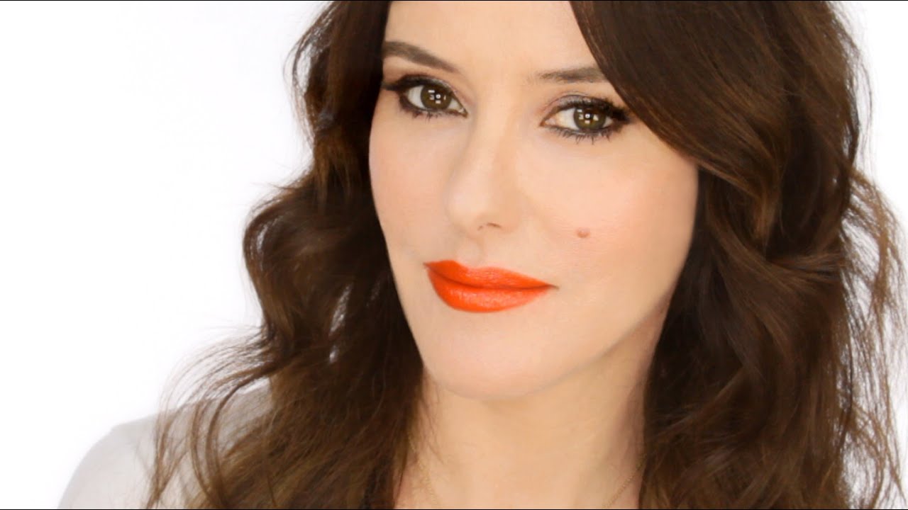 Keira Knightley Red Carpet Look - How to Wear an Orange Lip