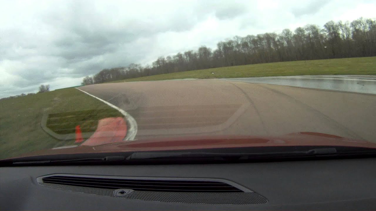 308 GTI - circuit des Ecuyers