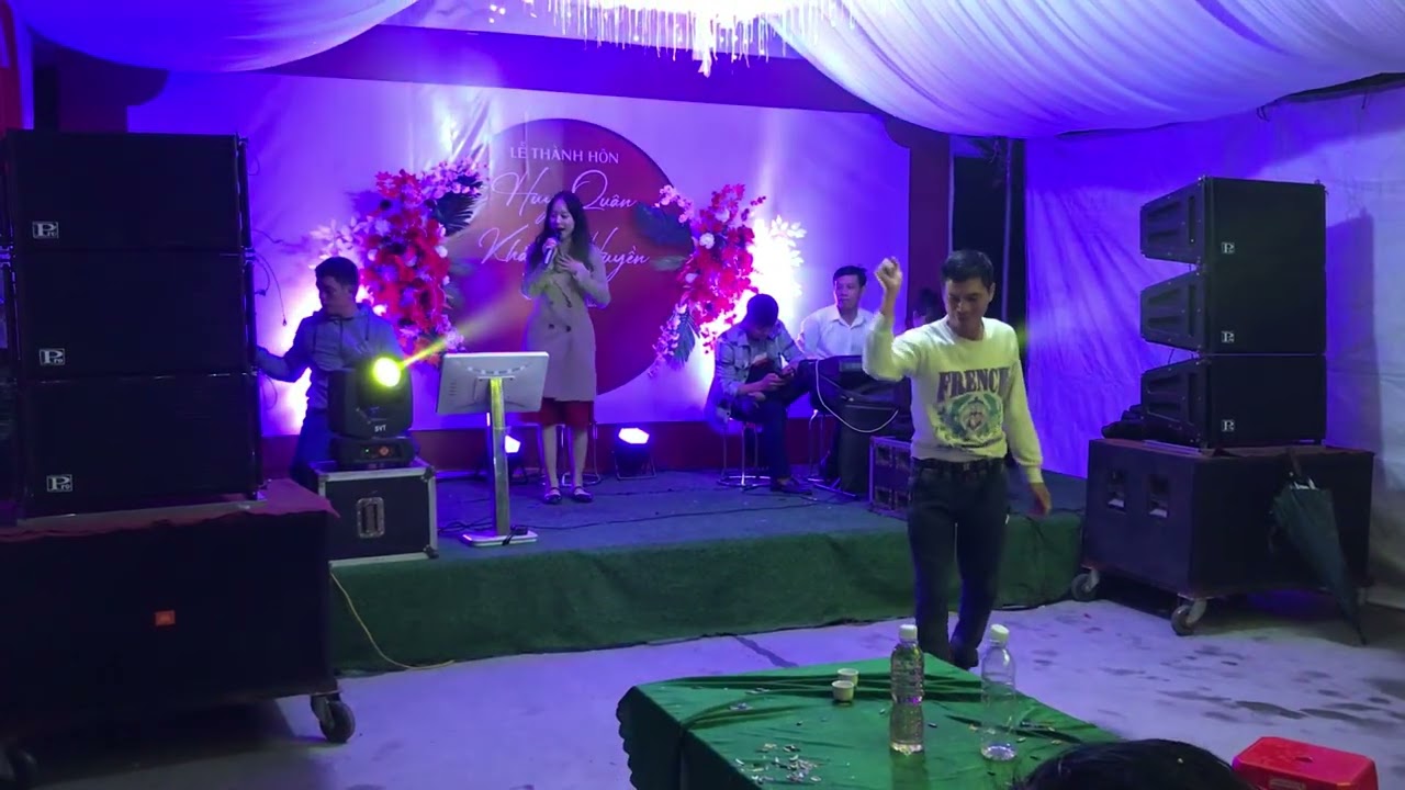 ngày 1 tháng 12, 2023