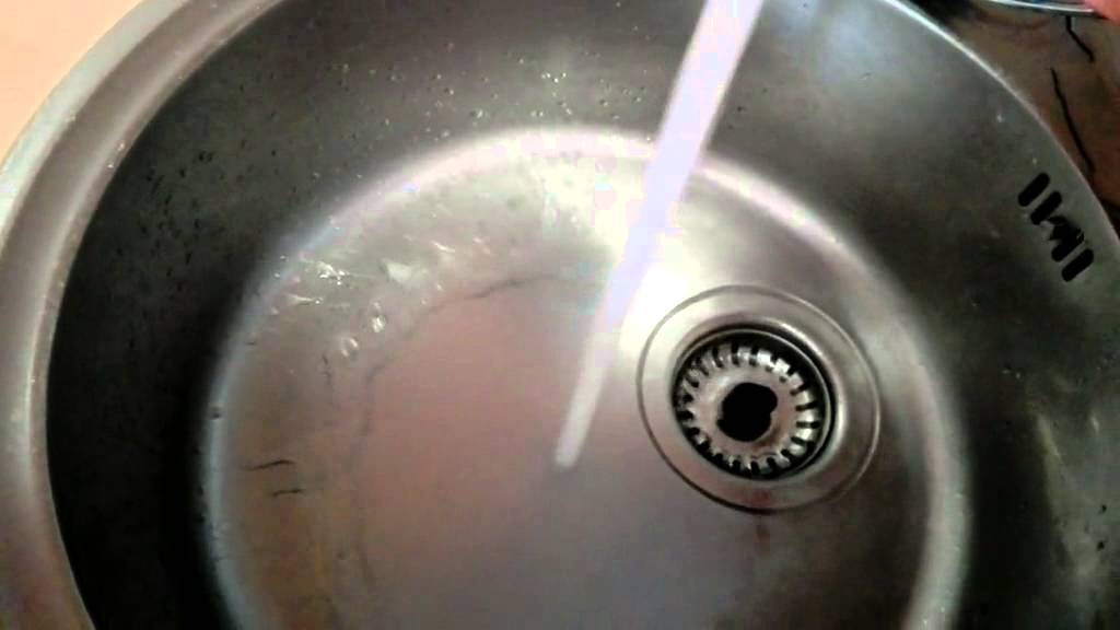 Sencillo desatasco de fregadero y lavabo.