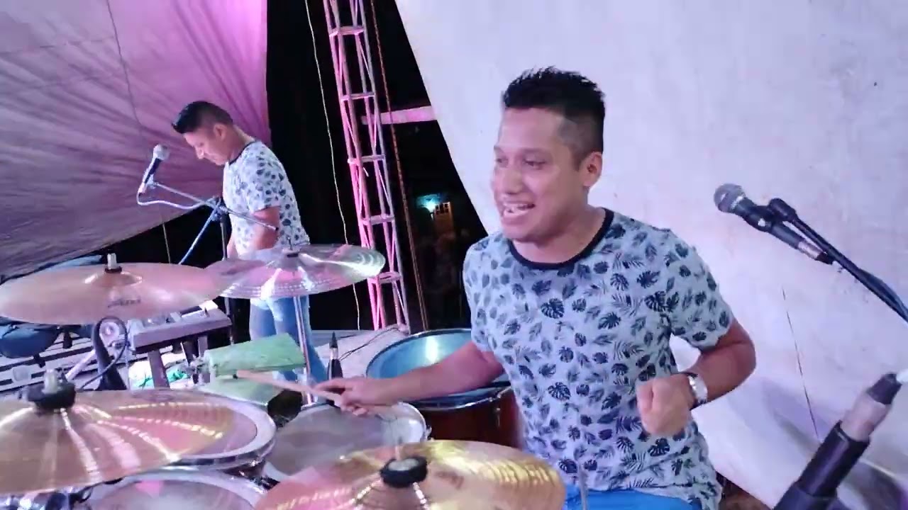 Grupo millennials show-En vivo (San leopoldo)