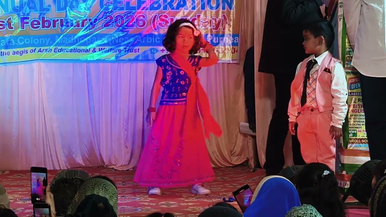 Dance by Nursery class girls (Fatima perween) on song Maine payal hai chankayi