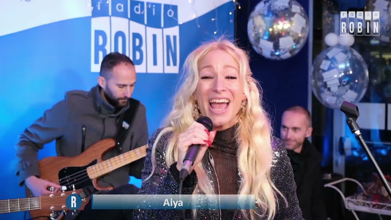 Tudi nasmejana Alya nam je popestrila praznični radio Robin v mestu