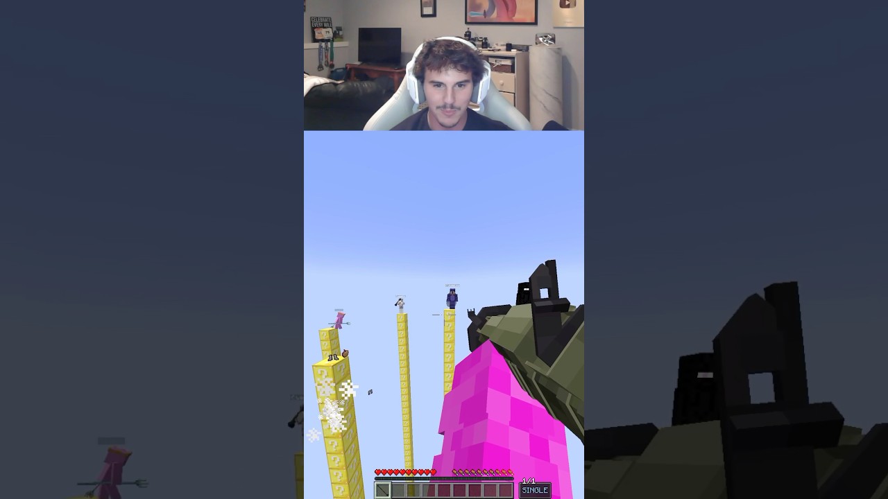 Minecraft lucky block pillars