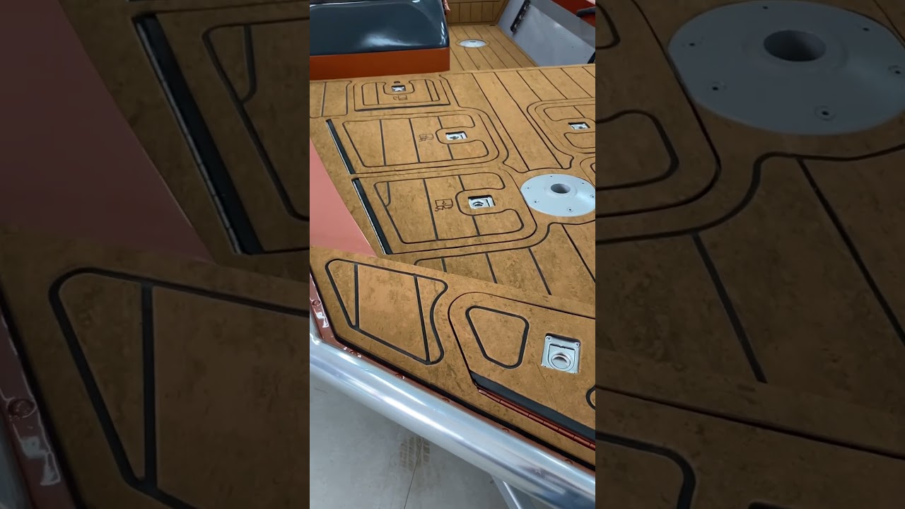 Barcos de pesca luxuosos e com o melhor piso náutico do Brasil! Seja MoonDeck! 