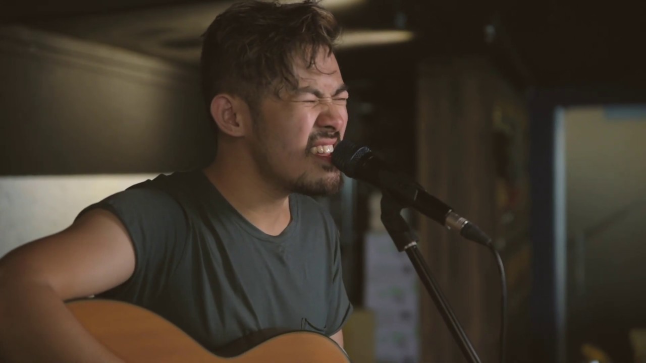HERE IN YOUR PRESENCE [feat. Sherman Zachary] (LIVE ACOUSTIC) - CYRIL JULIEN