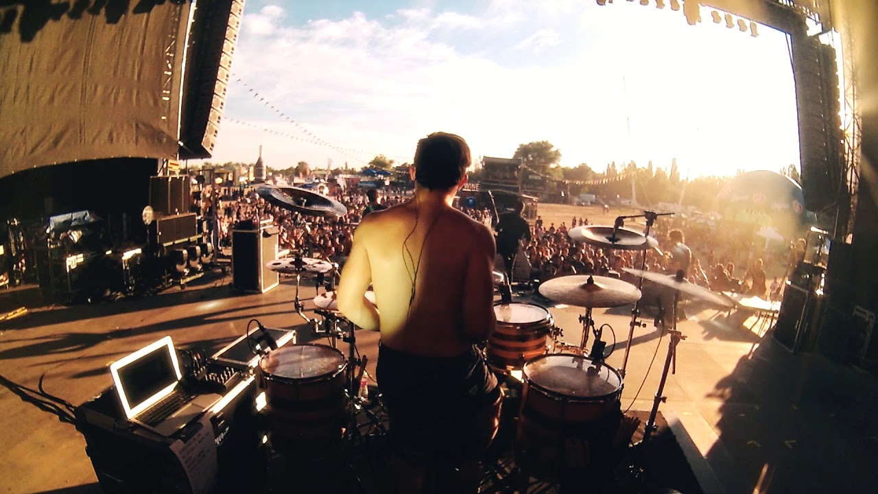 Leander Kills: Csak te | Valentin Jankai drum view