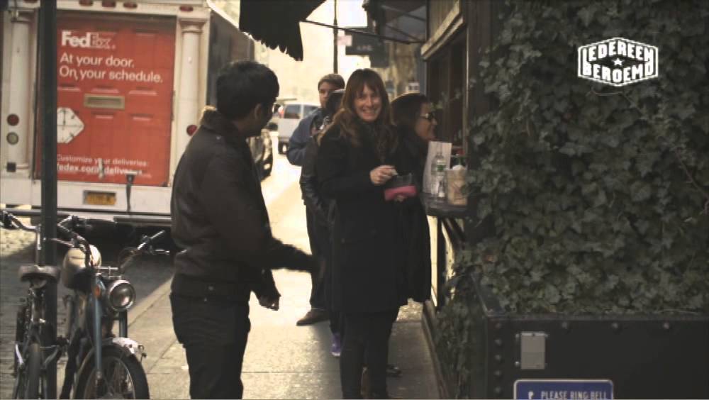 Джон Киган — лучший в Нью-Йорке тренер по знакомствам, проводящий онлайн-консультации на улицах г...