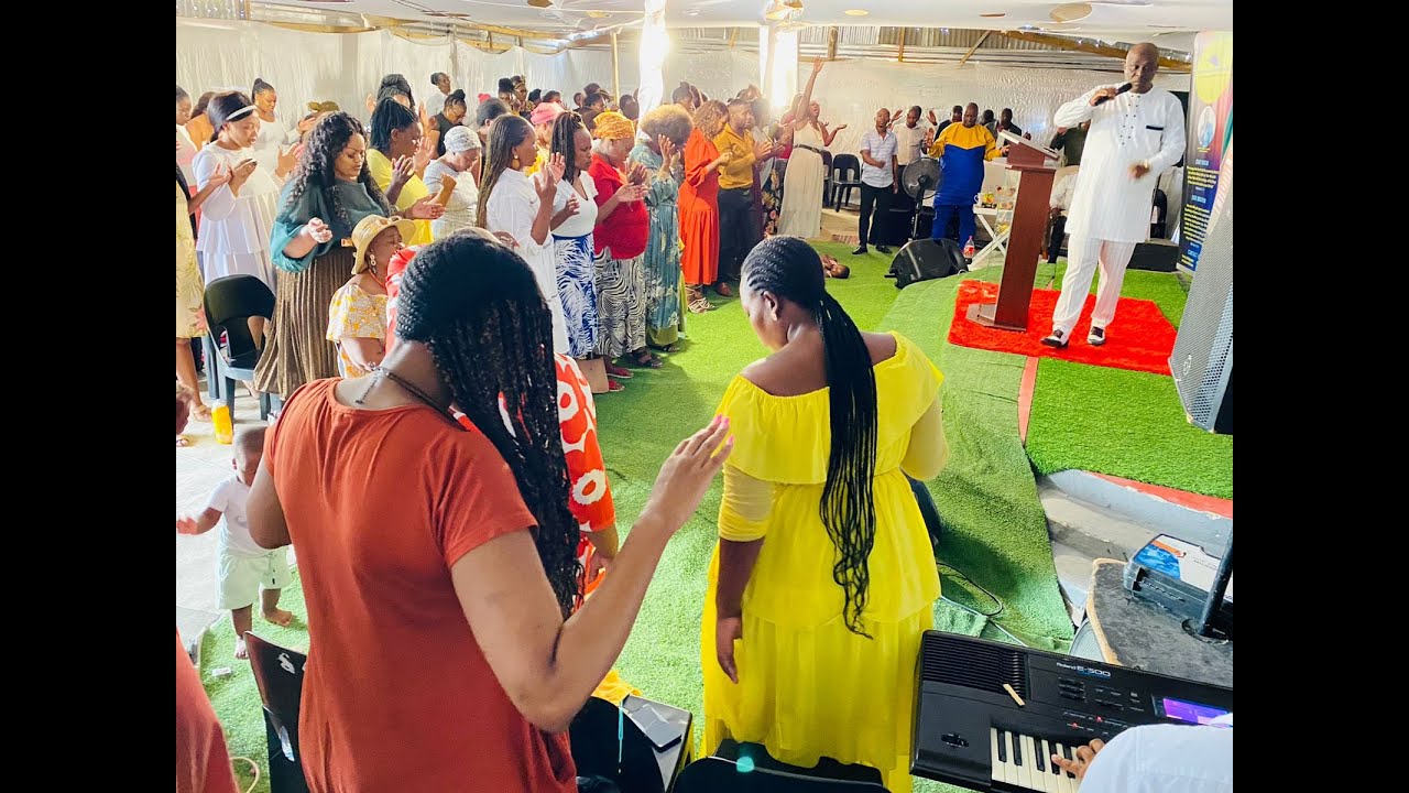 Apostle Tetese & Bishop SW Ngcezula | Mlinde uThixo ngekhe udumbe