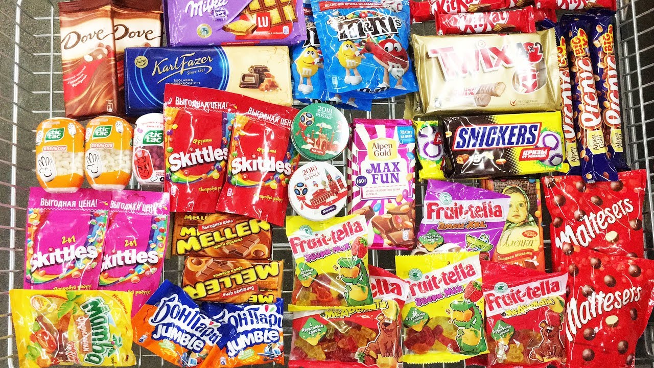 A Lot Of Candy 2018 NEW #102 ASMR / Видео АСМР Fifa 2018 Сникерс Кит Кат Эммдемс Твикс Пикник