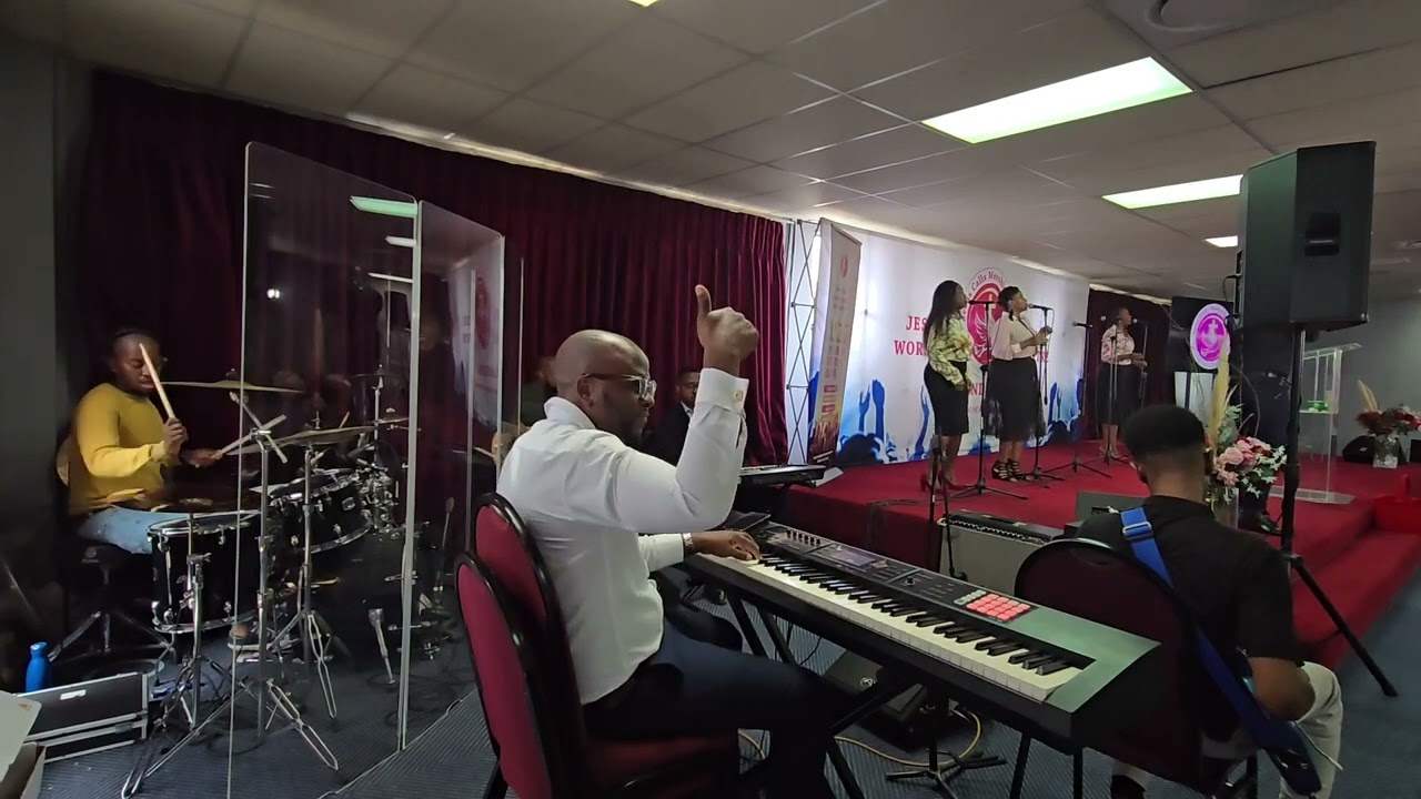 Igama Lenkosi Malibongwe || New Mix || JC Randburg Band