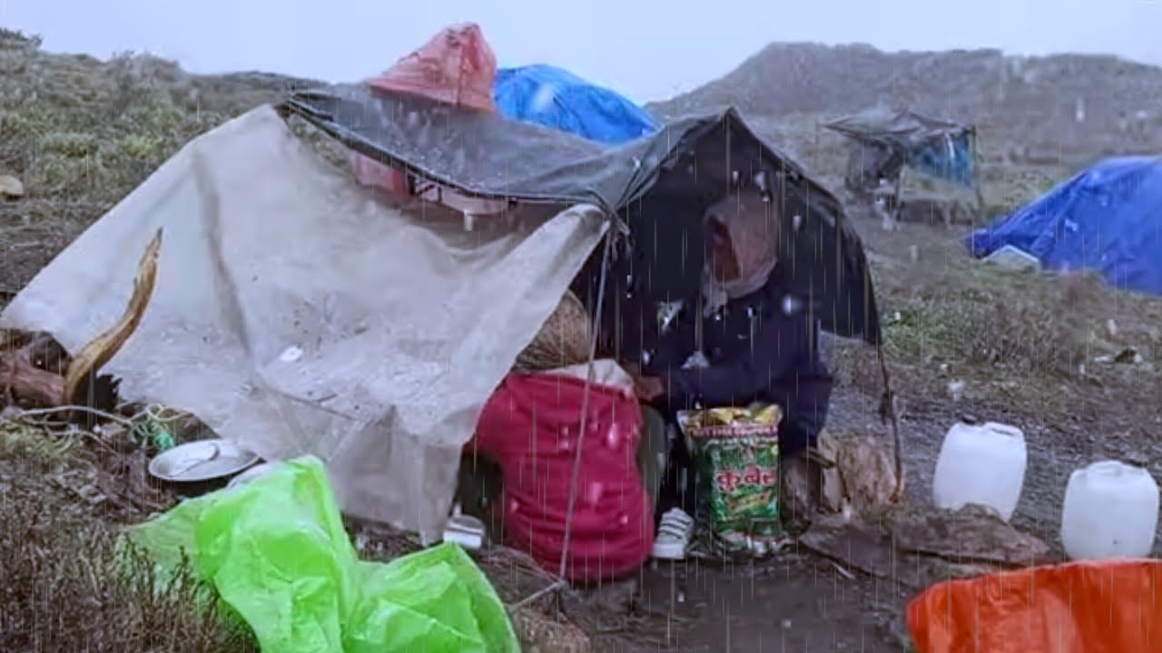 Surviving the Coldest Mountain Village of Dolpa | A Family’s Real Life in Nature| Heavy snowline 🌧️|