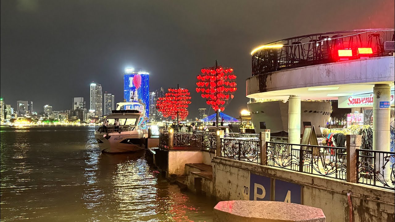 Em đến thăm anh đêm 30, St Vũ Thành An