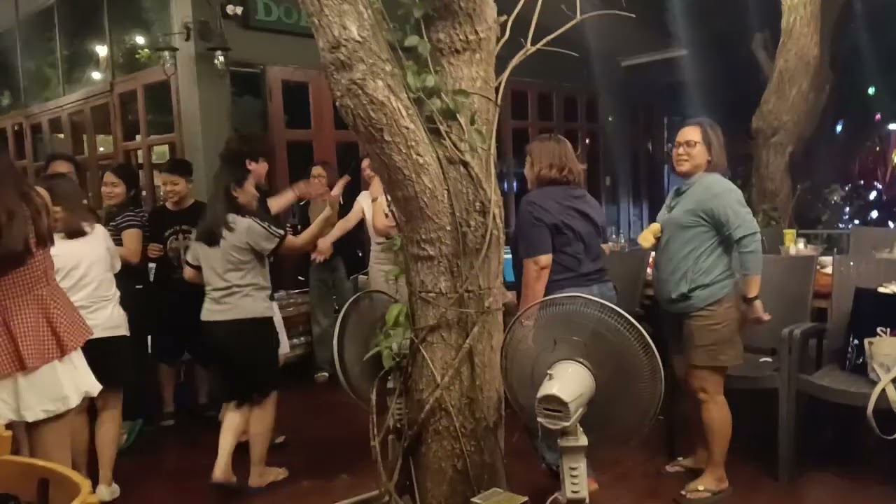 บุญบั้งไฟเดือนหก-โจอี้ ภูวิศิษฐ์ Cover เติ้ล ทูเก็ทเตอร์ แสดงสดงานจัดเลี้ยง สุพรรณบุรี