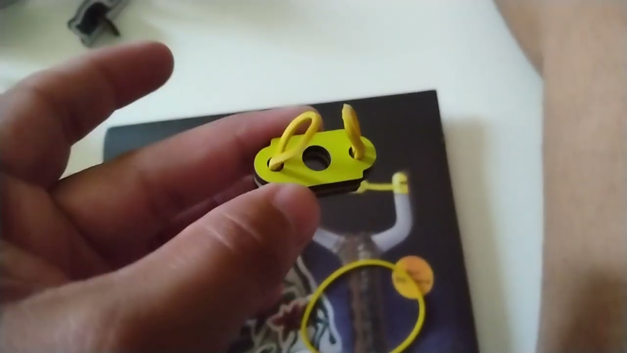 STRANGER THINGS Lucas's Slingshot Game