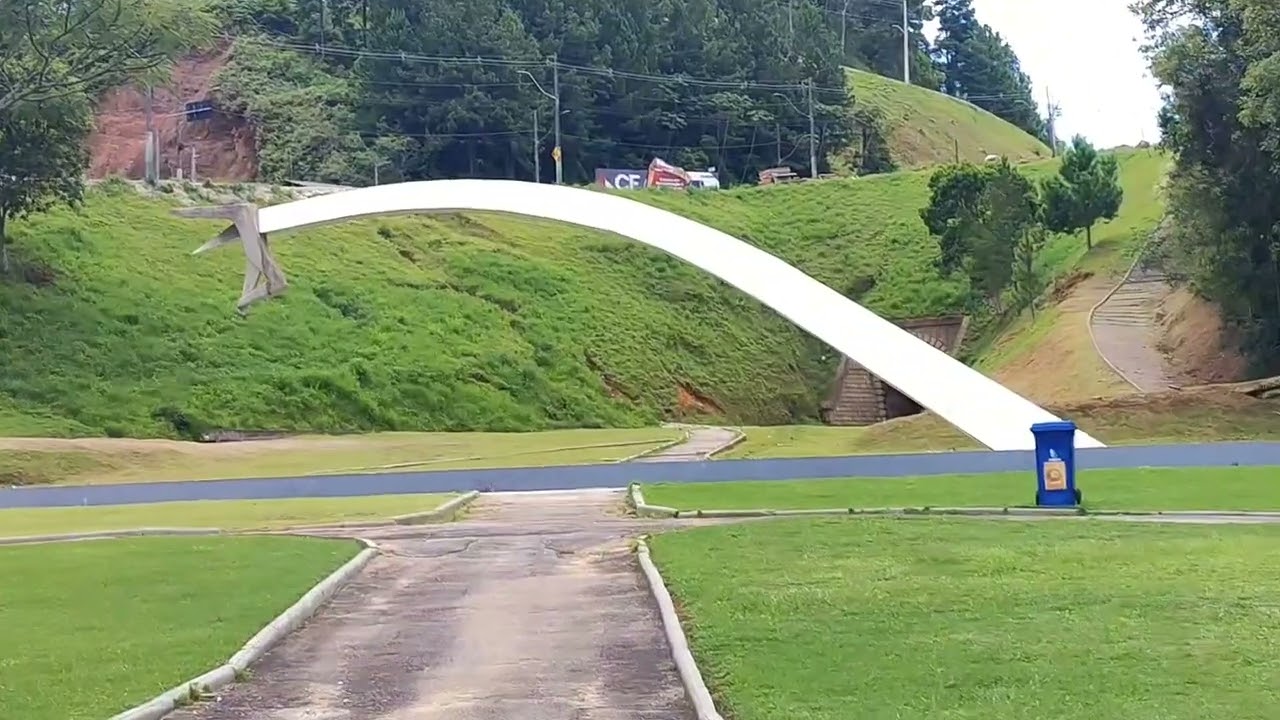 Conhecendo o parque das escultura na cidade de Brusque sc