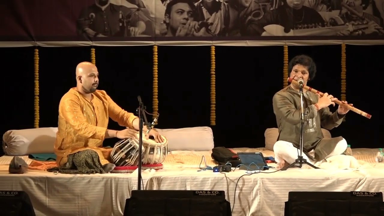 Shri Rakesh Chaurasia | Soulful Flute | Dhun