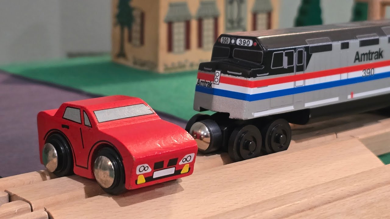 Extreme Wooden Train Crash Theater 7 - Trains Vs Cars