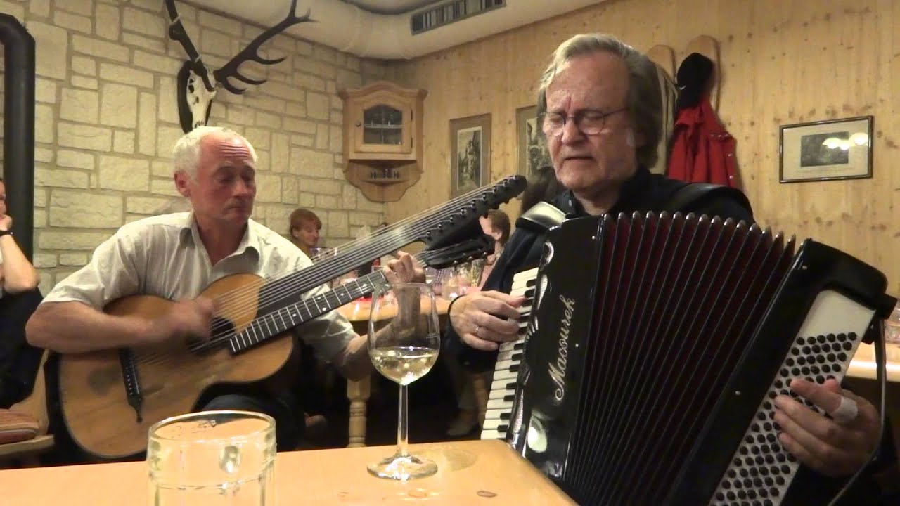 In Dornbach drüben (Karl Hodina und Rudi Koschelu)