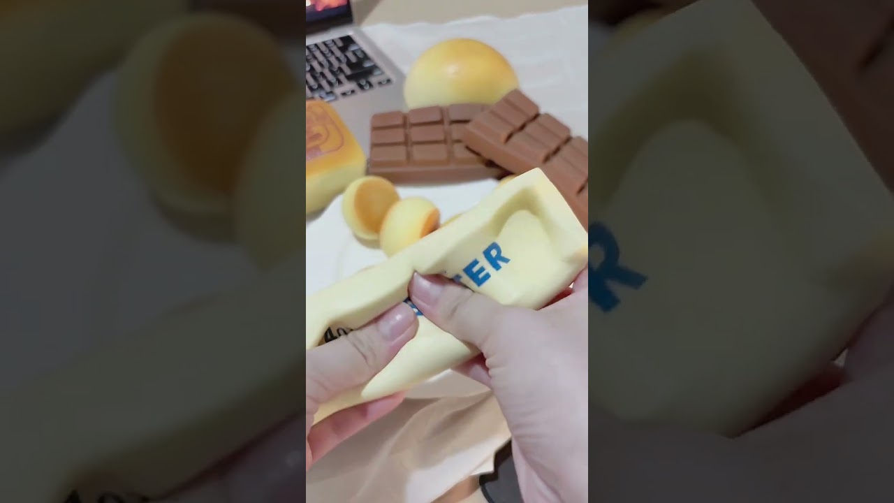 butter squishy asmr!! 🧈 #squishy #squishysounds #asmr #cute #pastry #pan #bread