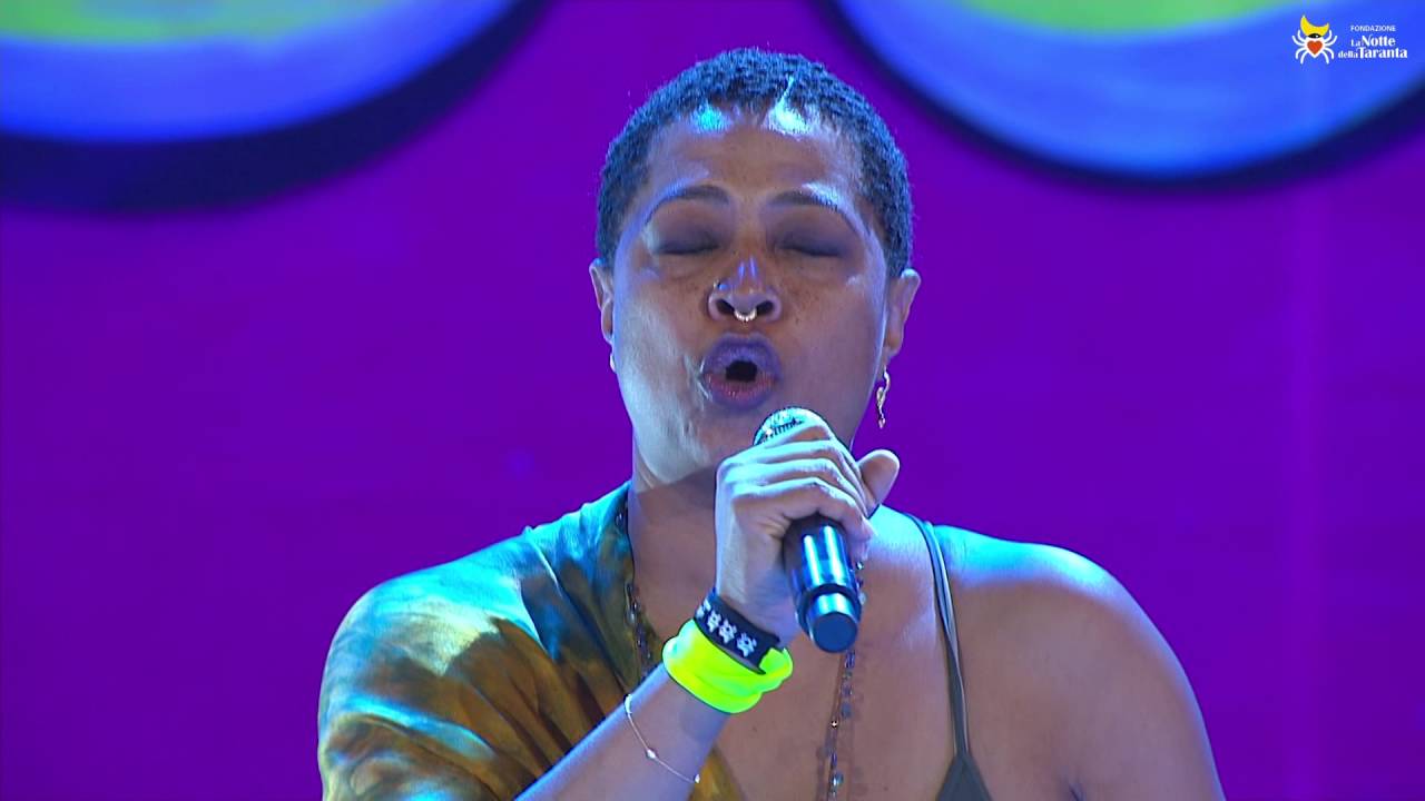 La Notte Della Taranta - Tonni Tonni feat. Lisa Fischer