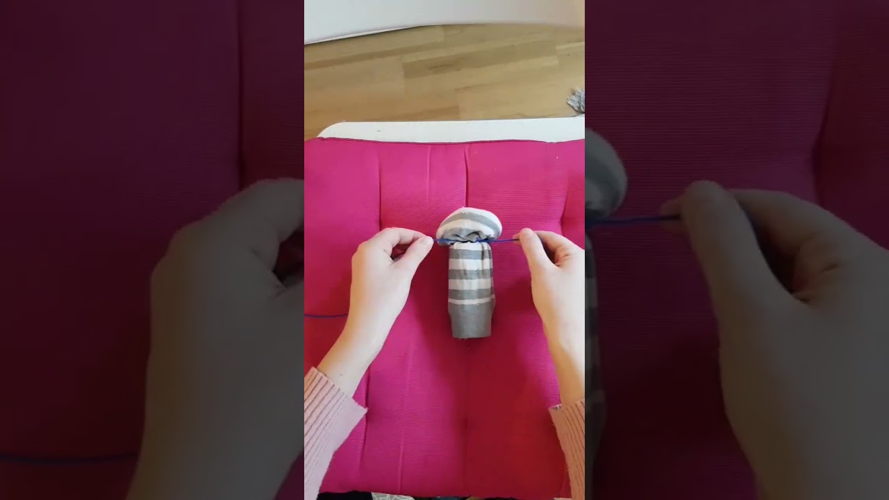 BOXSACK FÜR HUNDE 🥊🐾🎉 easy DIY aus löchrigem Socken & Klorolle