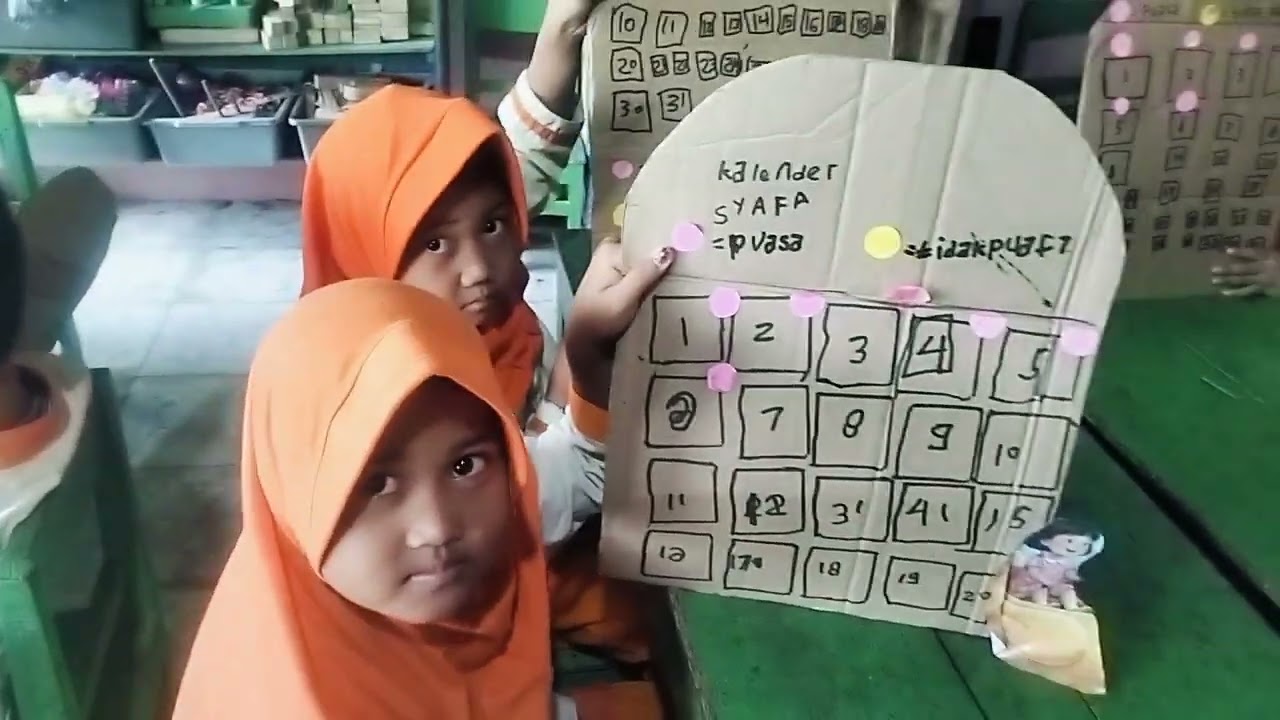 Kegiatan Bulan Ramadhan Membuat Kalender Ramadhan
