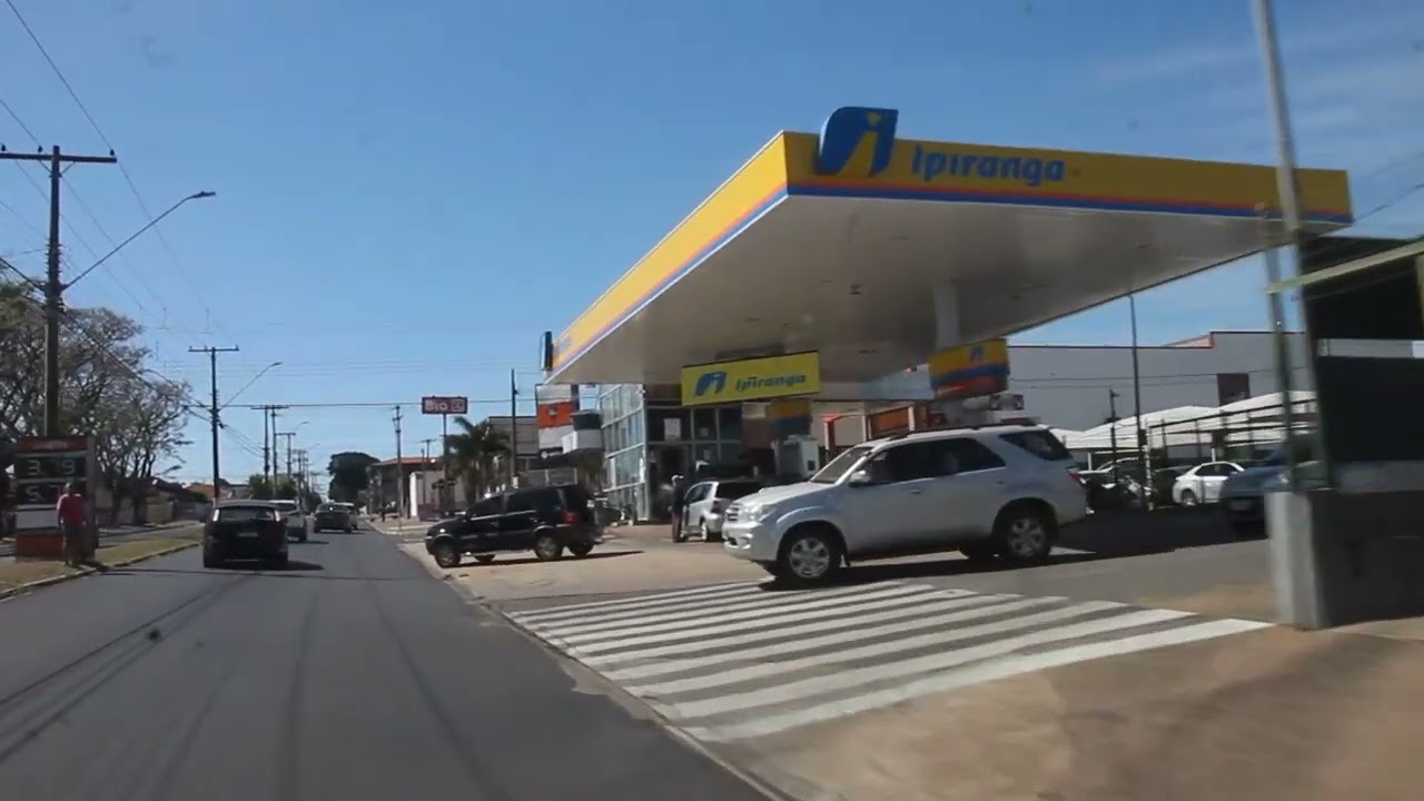PIRASSUNUNGA  SP , um giro pela cidade, ruas e avenidas.......