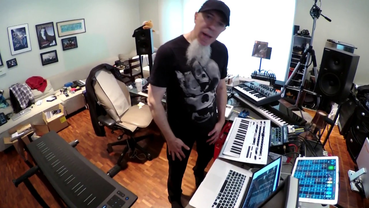 Jordan Rudess and the Radial Key-Largo