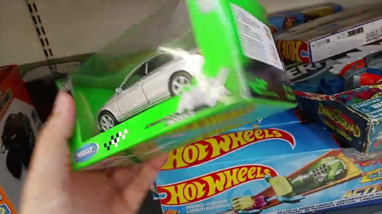 Hoy día me fuí de cacería en el unimarc chico por la tarde